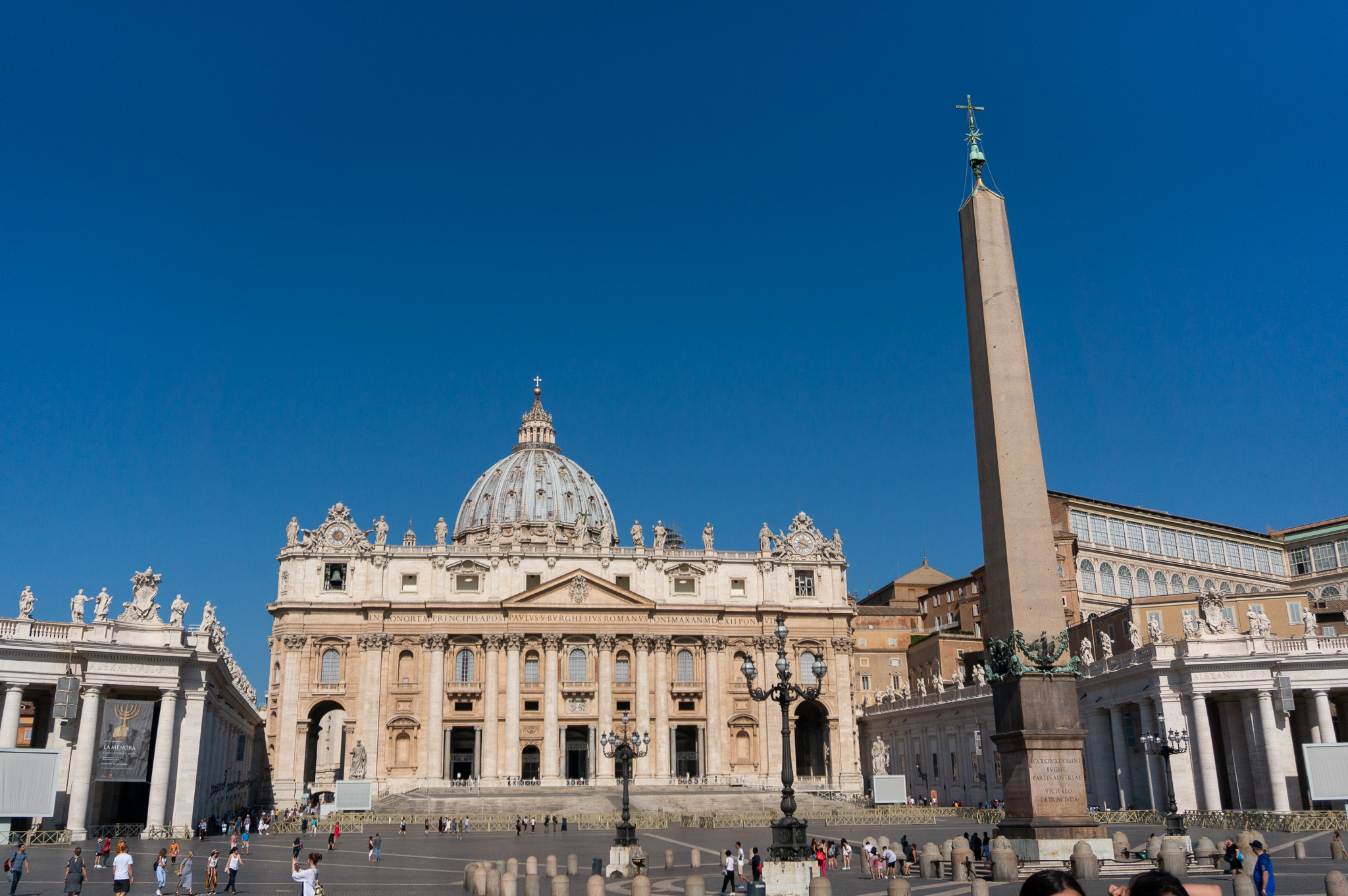 イタリア旅行記(3)　バチカン市国とサン・ピエトロ大聖堂